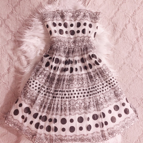 Vintage inspired 50s lace and tulle party dress - Picture 2 of 9